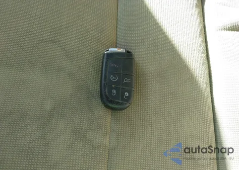 2014 Jeep Grand Cherokee Laredo z USA, uszkodzony, nr VIN 1C4RJFAG4EC104872